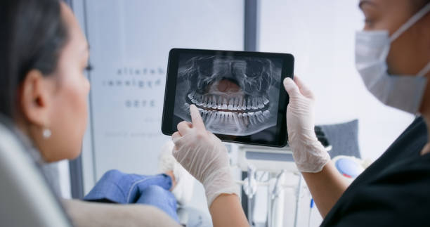 Licensed Tooth Extraction service in Rossmoor, NJ - Smile Center Dentistry